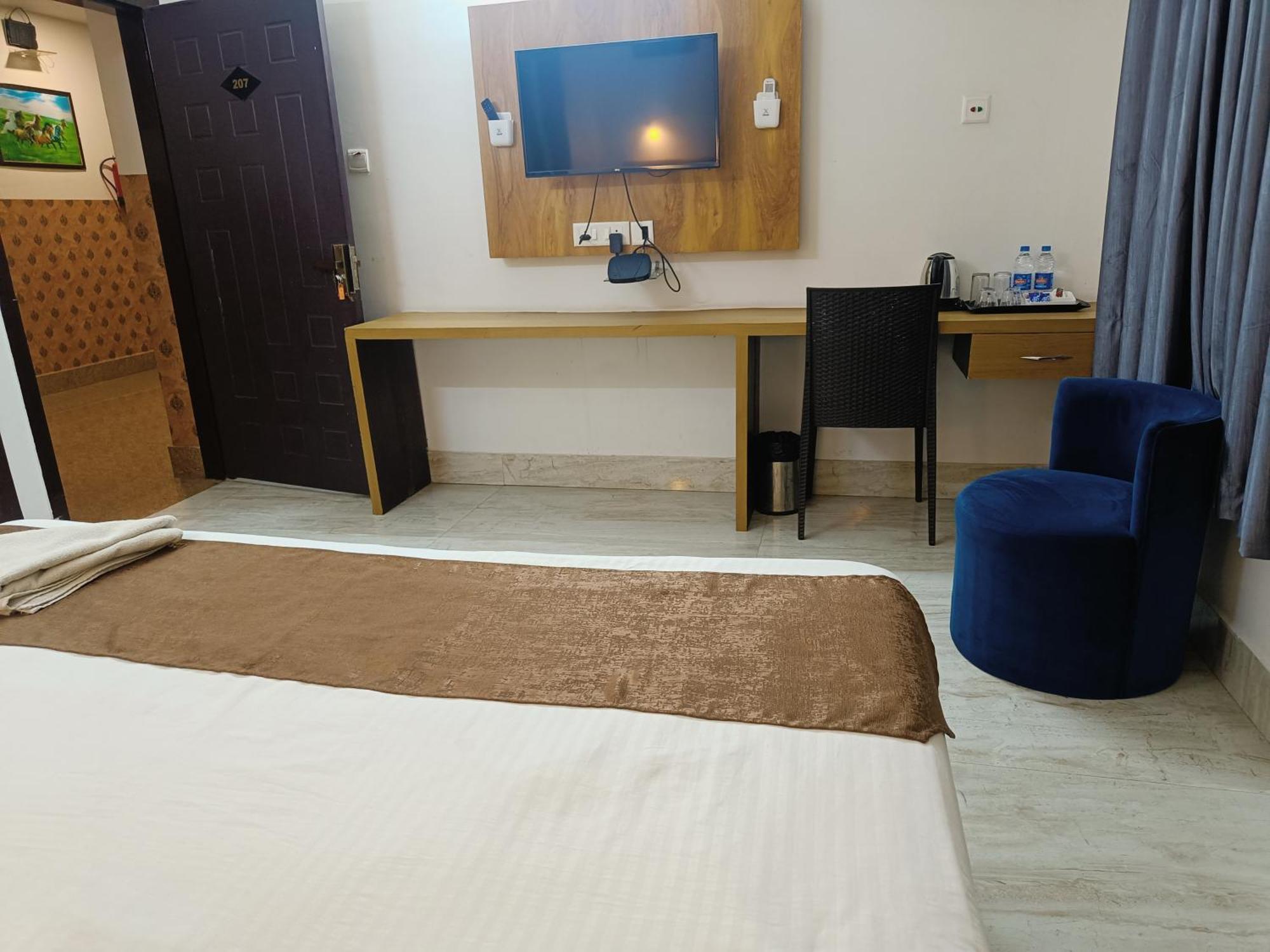 Hotel Mirana Guwahati Eksteriør billede