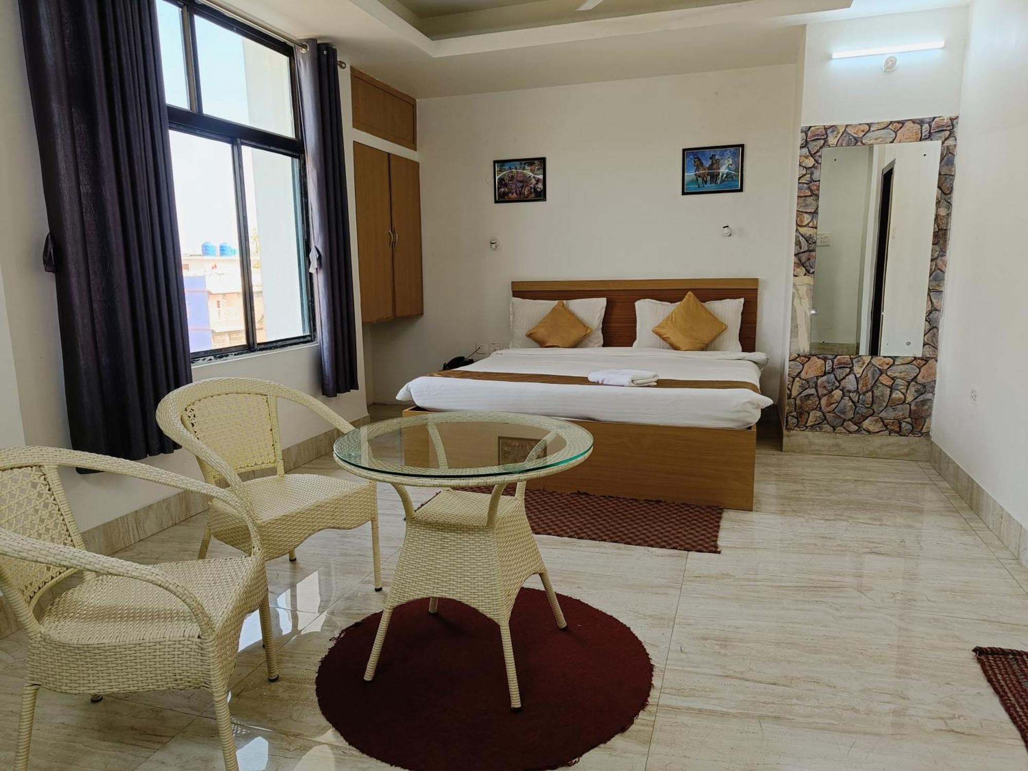 Hotel Mirana Guwahati Eksteriør billede